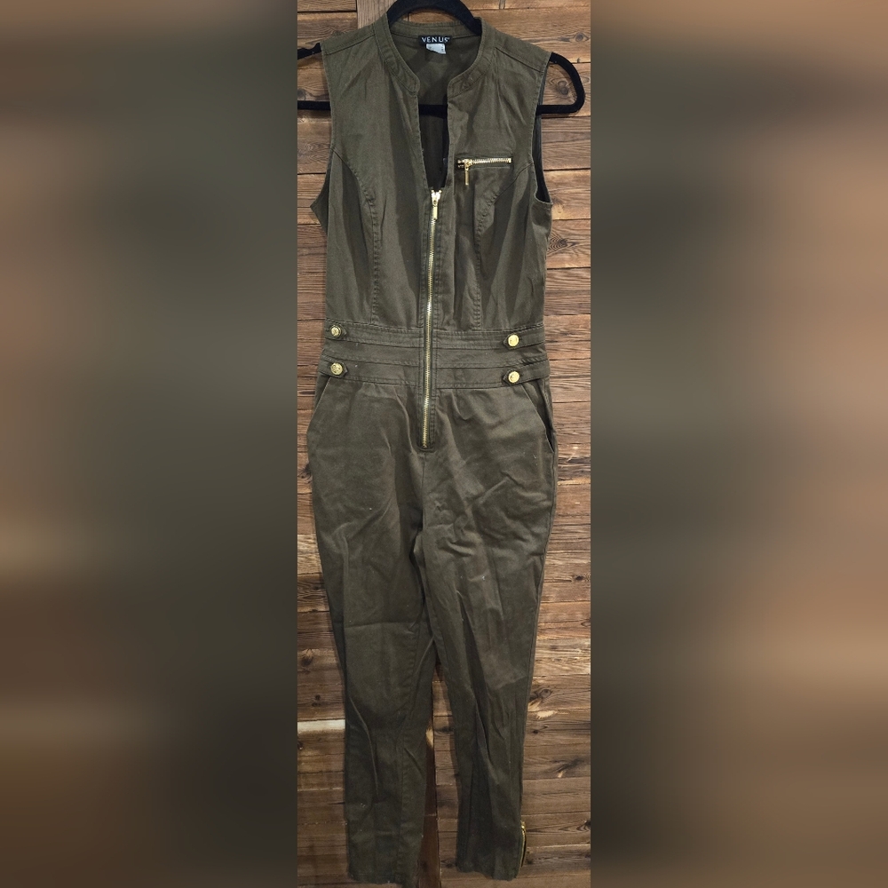 Jumpsuit ✨️